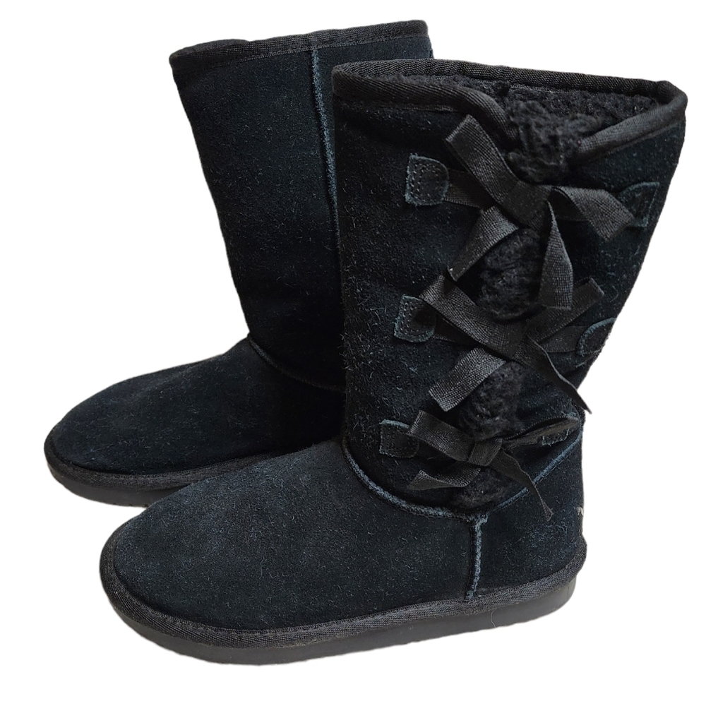Koolaburra by Ugg kids VICTORIA TALL‎ suede boots.